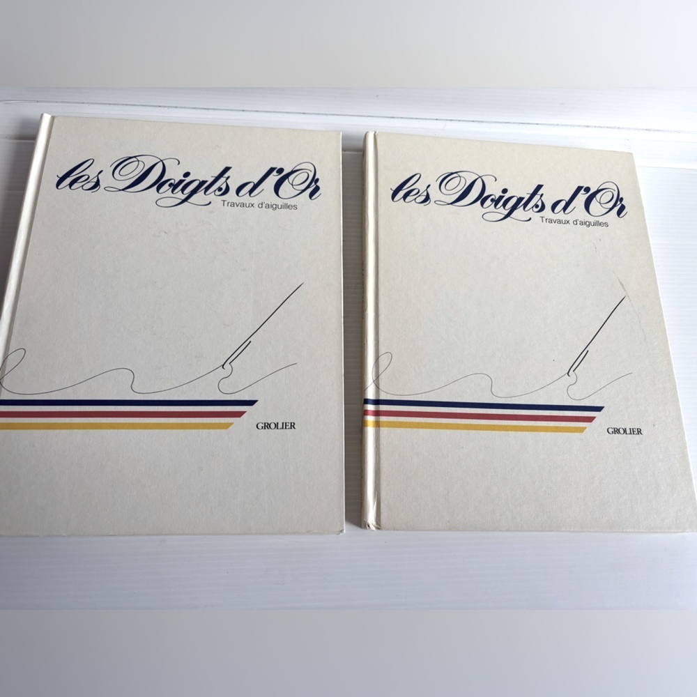 Grolier - Les Doigts D'Or Travaux d'Aiguilles Vol. 1 et 2 1981 vintage